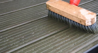 Houtwerk schoonmaken